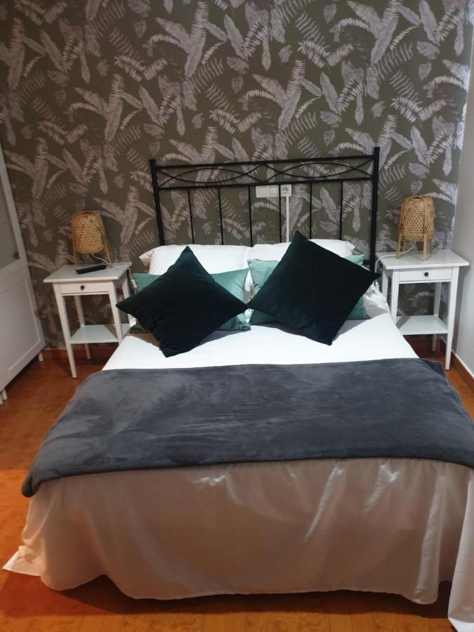 El Bodegon De Luis Hotel Hinojedo Buitenkant foto